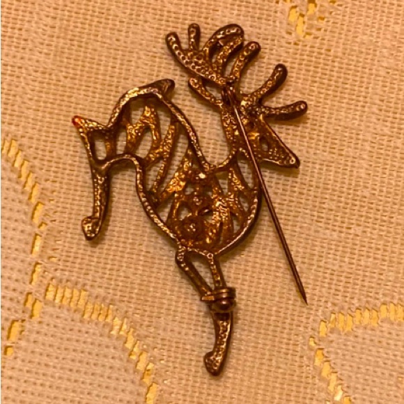 Vintage Reindeer Pin - Picture 3 of 3